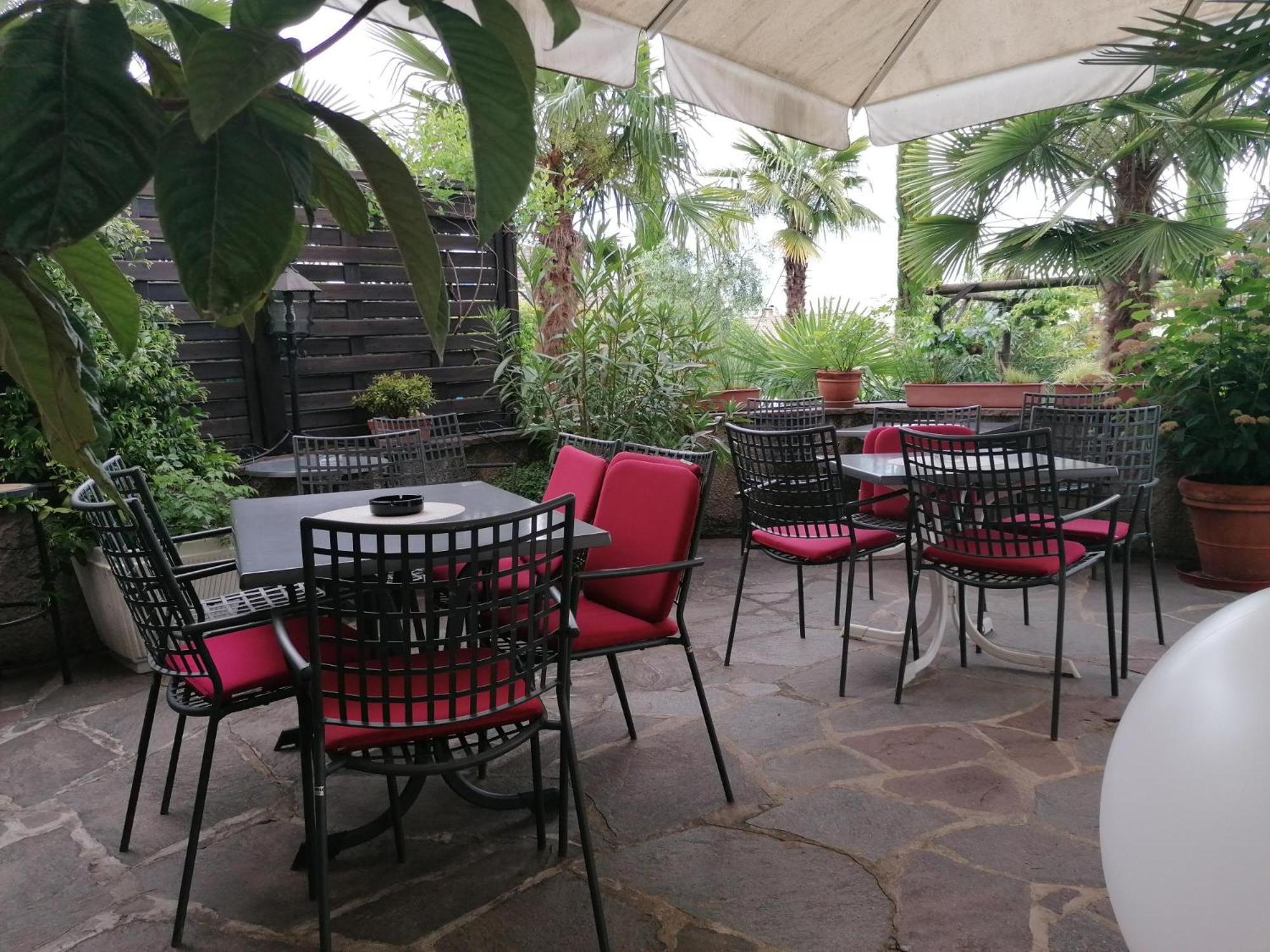 Hotel Garni Brunnenhof Caldaro Esterno foto