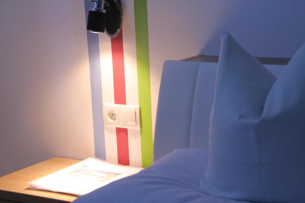 Hotel Garni Brunnenhof Caldaro Esterno foto