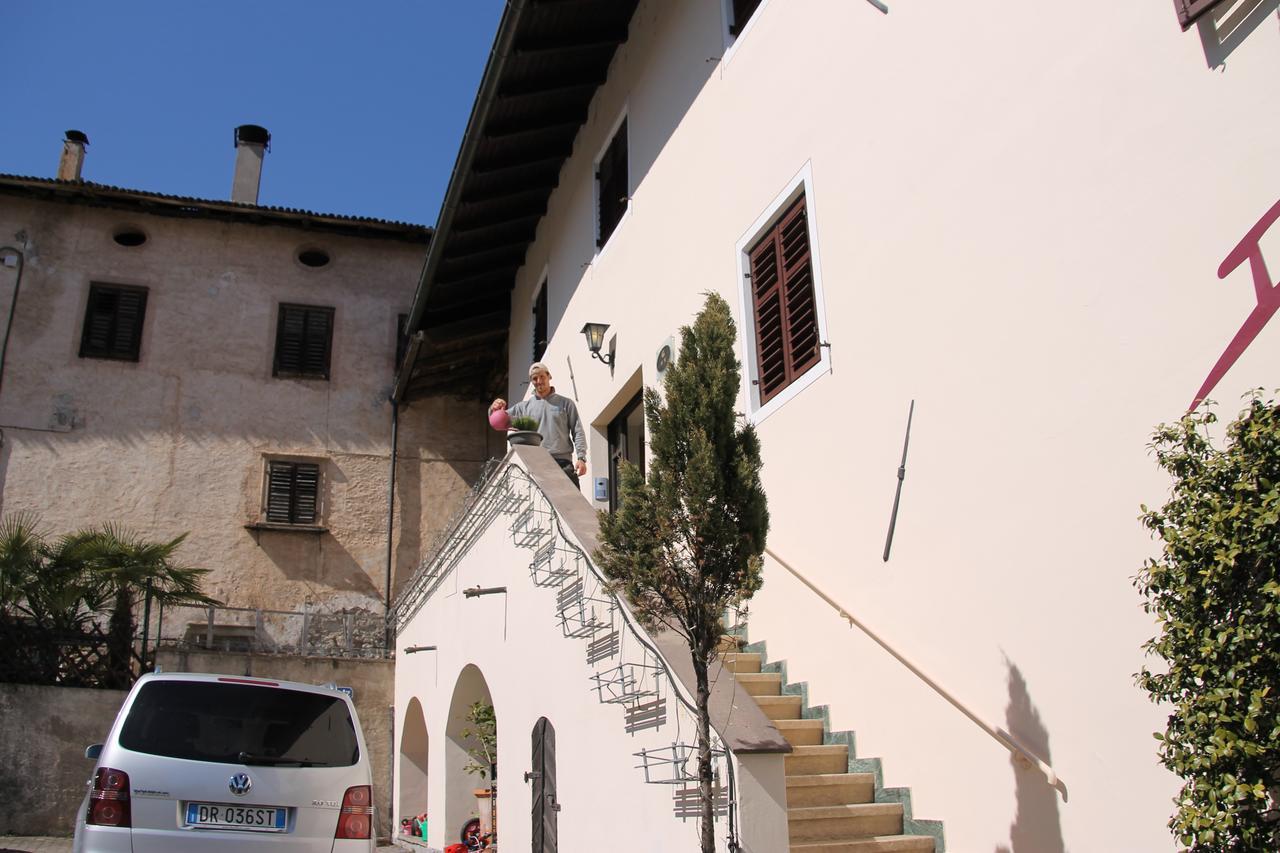 Hotel Garni Brunnenhof Caldaro Esterno foto