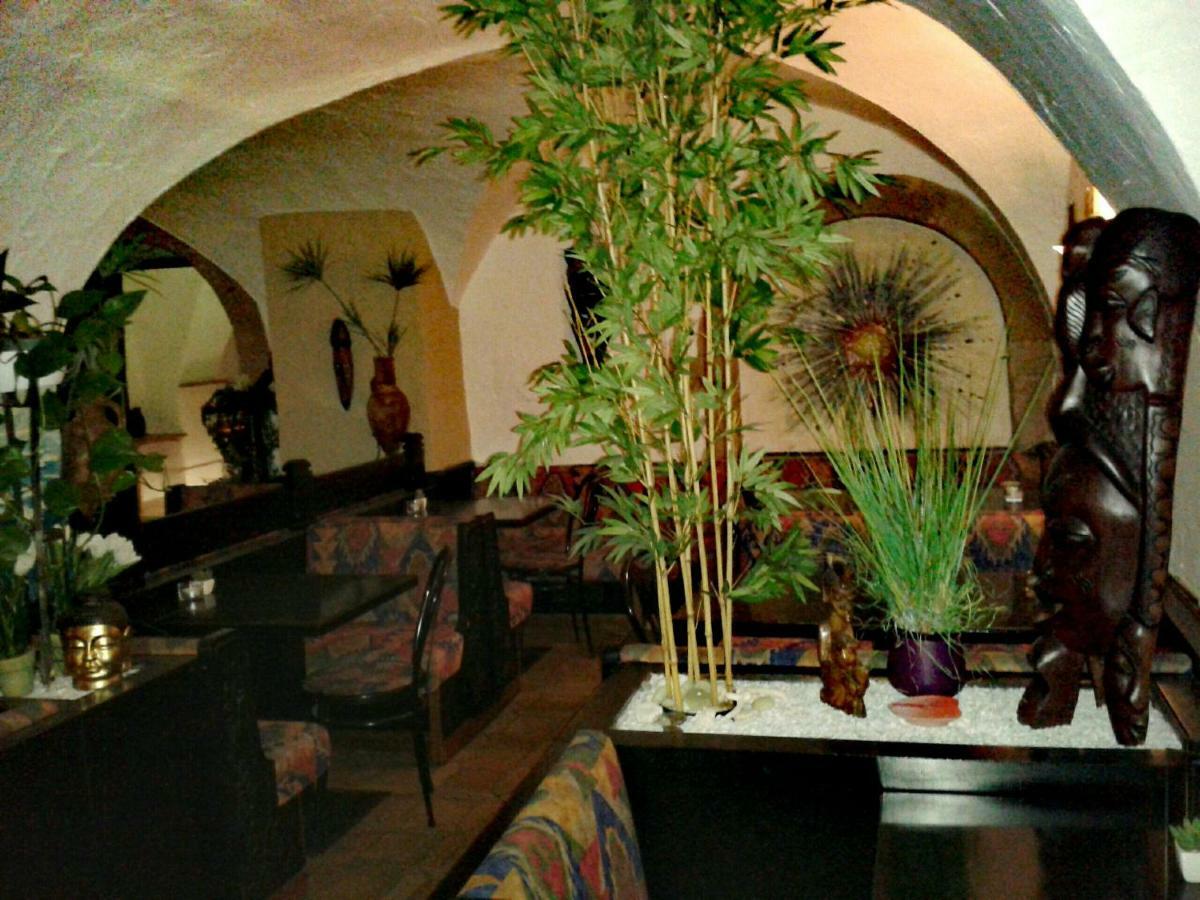 Hotel Garni Brunnenhof Caldaro Esterno foto